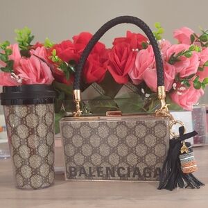 Gold and Brown Patterned Gift Set